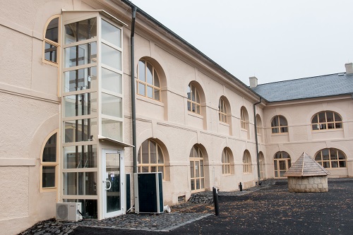 Svislá zdvihací plošina TAURUS